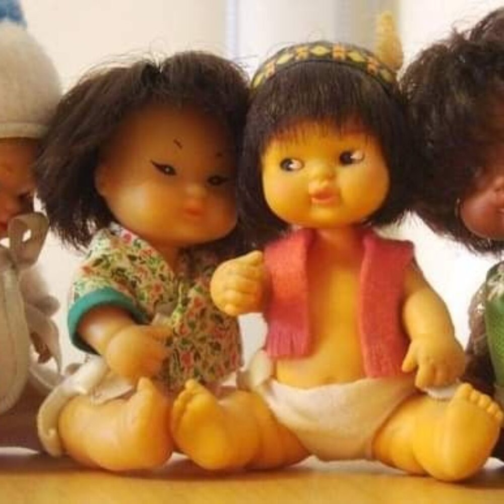 Vintage FAMOSA Barriguitas Doll & Clothes LOT of 4 1980s Spain Dolls